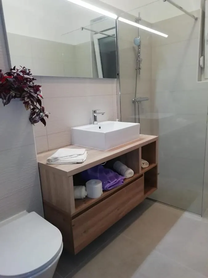 Apartman Ana Novi Vinodolski 0*,  Chorvatsko